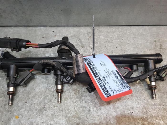 Injector (petrol injection) Audi S3 2.0 T FSI 16V 06L971627A CJXC AUDI