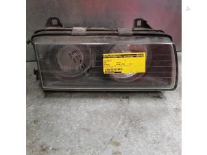 Used Headlight, right BMW 3-Serie Price on request offered by de Nollen autorecycling