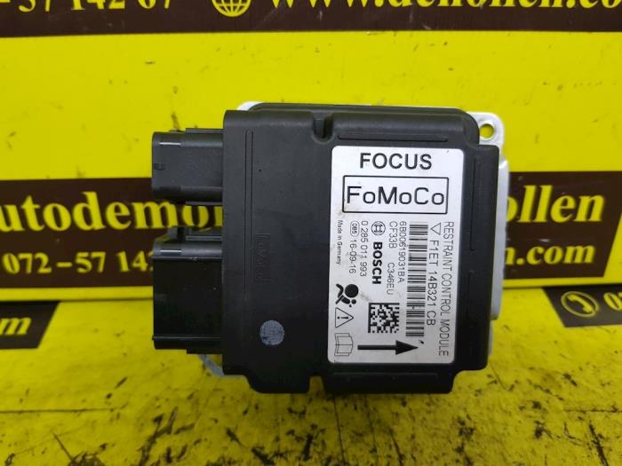 Airbag Module from a Ford Focus 3 Wagon 2.0 ST TDCi 16V 2014