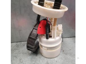 Used Electric fuel pump Mini Cooper Price on request offered by de Nollen autorecycling