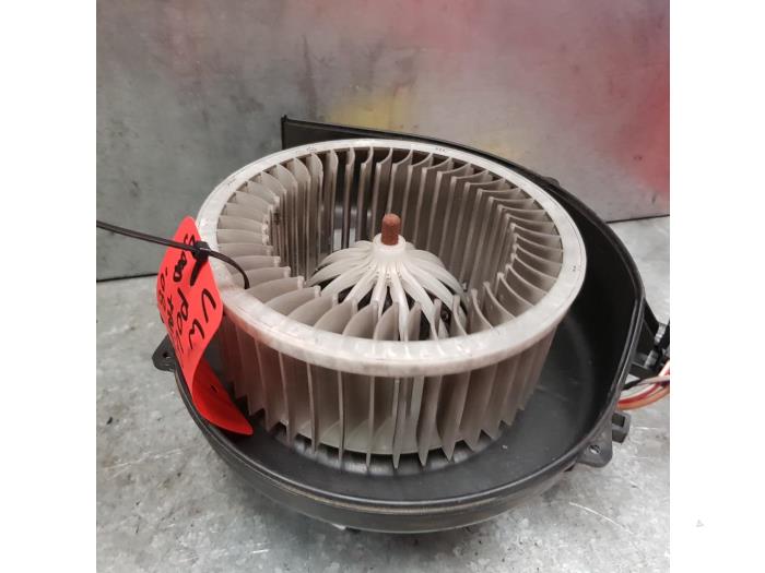 Begagnade Värmeelement Volkswagen Polo Pris på förfrågan erbjuds av autodemontage denollen