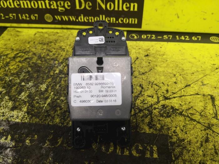 Begagnade Kontrollenhet, multimedia BMW 1 serie (F20) 114d 1.5 12V TwinPower Pris € 163,35 Inklusive moms erbjuds av autodemontage denollen