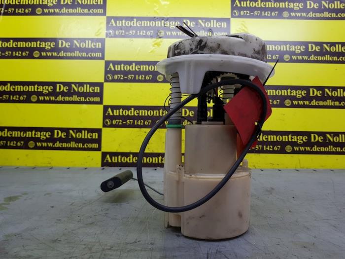 Petrol pump from a Renault Clio 2004