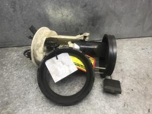 Used Petrol pump BMW 3-Serie Price on request offered by de Nollen autorecycling
