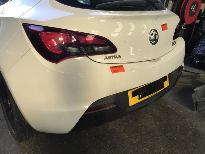 Gebrauchte Opel Astra J Gtc Pd2 Pf2 1 4 Turbo 16v Ecoflex 1 Stossstange Hinten Farbcode Z4or De Nollen Autorecycling Proxyparts De