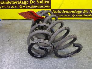 Usagé Ressort de torsion arrière Renault Clio Prix sur demande proposé par de Nollen autorecycling