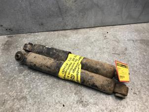 Used Shock absorber kit Hyundai I20 Price on request offered by de Nollen autorecycling
