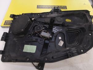Usagé Mécanique vitre 4portes avant droite Ford Fusion Prix € 50,00 Règlement à la marge proposé par de Nollen autorecycling