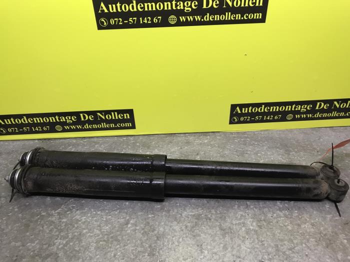 Shock absorber kit from a Citroën Xsara Picasso (CH) 1.8 16V 2000