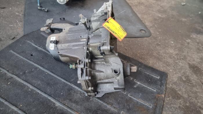 Gearbox from a Renault Twingo (C06) 1.2 16V 2005
