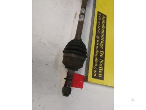 Used Front drive shaft, left Peugeot 207/207+ (WA/WC/WM) 1.4 16V Price € 90,75 Inclusive VAT offered by de Nollen autorecycling