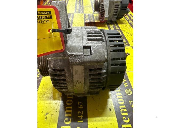 Begagnade Dynamo Renault Clio (B/C57/357/557/577) 1.2 Eco Kat. Pris € 45,00 Marginaltabell erbjuds av autodemontage denollen