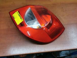 Used Taillight, right Renault Clio III (BR/CR) 1.2 16V 65 Price € 19,95 Margin scheme offered by de Nollen autorecycling