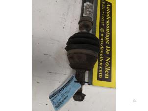 Used Front drive shaft, right Volkswagen Golf IV (1J1) 1.6 16V Price € 75,00 Margin scheme offered by de Nollen autorecycling
