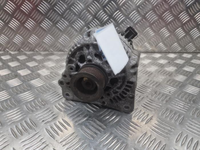 Begagnade Dynamo Volkswagen Polo III (6N1) 1.4i 60 Pris € 36,00 Marginaltabell erbjuds av autodemontage denollen
