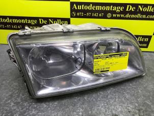 Used Headlight, right Volvo V40 (VW) 1.8 16V Price € 40,00 Margin scheme offered by de Nollen autorecycling