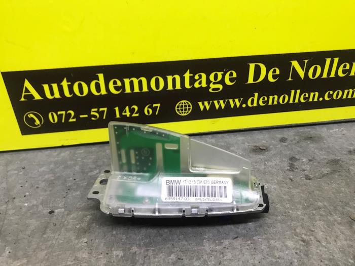 Używane Antena BMW 1 serie (F20) 114d 1.5 12V TwinPower Cena € 43,56 Z VAT oferowane przez autodemontage denollen