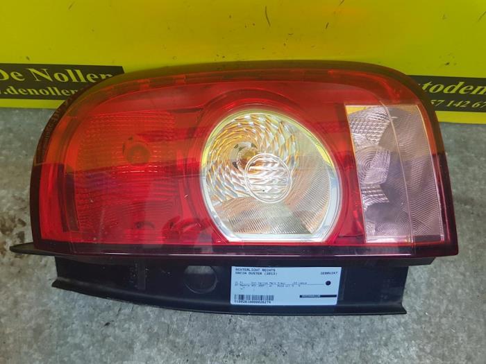 Tylne swiatlo pozycyjne prawe z Dacia Duster (HS) 1.5 dCi 4x4 2013