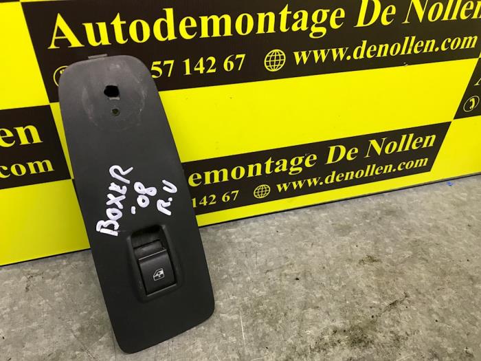 Usados Interruptor de ventanilla eléctrica Peugeot Boxer (U9) 2.2 HDi 120 Euro 4 Precio € 32,67 IVA incluido ofrecido por autodemontage denollen
