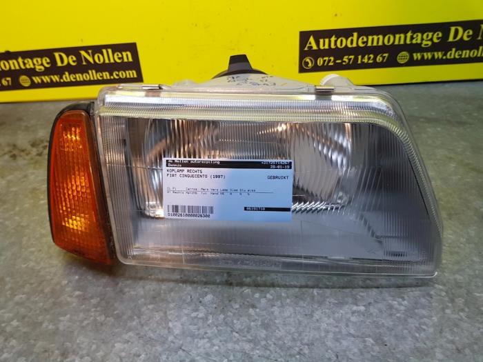Używane Reflektor prawy Fiat Cinquecento 0.9 i.e. S Cena € 27,00 Procedura marży oferowane przez autodemontage denollen