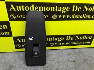 Used Electric window switch Peugeot Boxer (U9) 2.2 HDi 120 Euro 4 Price € 30,00 Margin scheme offered by de Nollen autorecycling