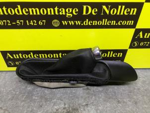 Used Parking brake lever cover Mini Mini (R56) 1.6 16V Cooper Price € 36,30 Inclusive VAT offered by de Nollen autorecycling