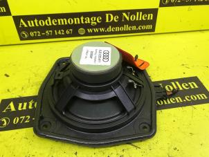 Usados Altavoz Audi TT (8J3) 3.2 V6 24V Quattro Precio € 25,00 Norma de margen ofrecido por de Nollen autorecycling