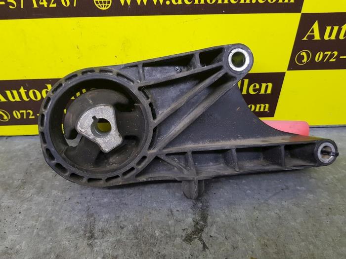 Used Engine mount Opel Astra J (PC6/PD6/PE6/PF6) 1.6 16V Price € 36,00 Margin scheme offered by autodemontage denollen