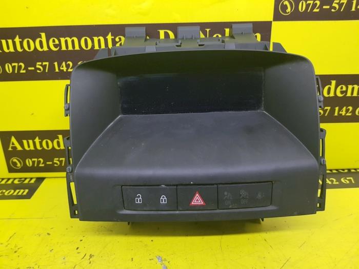 Begagnade Innerdisplay Opel Astra J (PC6/PD6/PE6/PF6) 1.6 16V Pris € 45,00 Marginaltabell erbjuds av autodemontage denollen