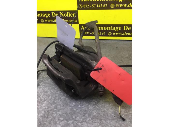 Front brake calliper, left from a MINI Mini (F56) 1.5 12V Cooper 2014