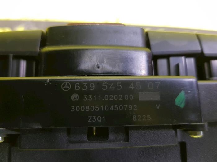 Interruptor de luz de pánico de un Mercedes-Benz Vito (639.6)  2008
