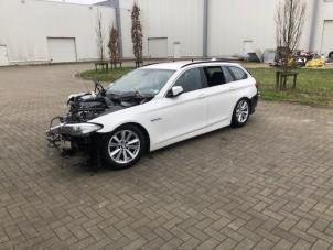 Used Front wing, left BMW D5 Touring (F11) 3.0 BiTurbo Price € 332,75 Inclusive VAT offered by de Nollen autorecycling