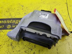 Used Engine mount Mini Countryman (R60) 1.6 16V Cooper S ALL4 Price € 25,00 Margin scheme offered by de Nollen autorecycling