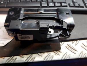 Used Boot lid lock mechanism BMW X3 (F25) xDrive20d 16V Price € 90,75 Inclusive VAT offered by de Nollen autorecycling