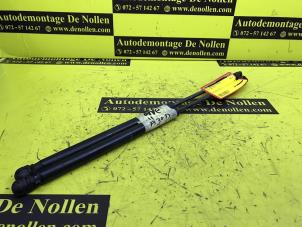 Usagé Kit amortisseur gaz hayon Mini Mini (R56) 1.6 16V One Prix € 26,95 Règlement à la marge proposé par de Nollen autorecycling