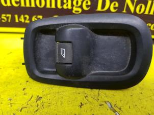 Used Electric window switch Ford Transit Custom 2.2 TDCi 16V Price € 48,40 Inclusive VAT offered by de Nollen autorecycling