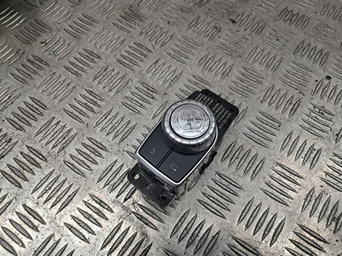 Begagnade Kontrollenhet, multimedia Mercedes A (W176) 1.6 A-200 16V Pris € 22,00 Marginaltabell erbjuds av autodemontage denollen