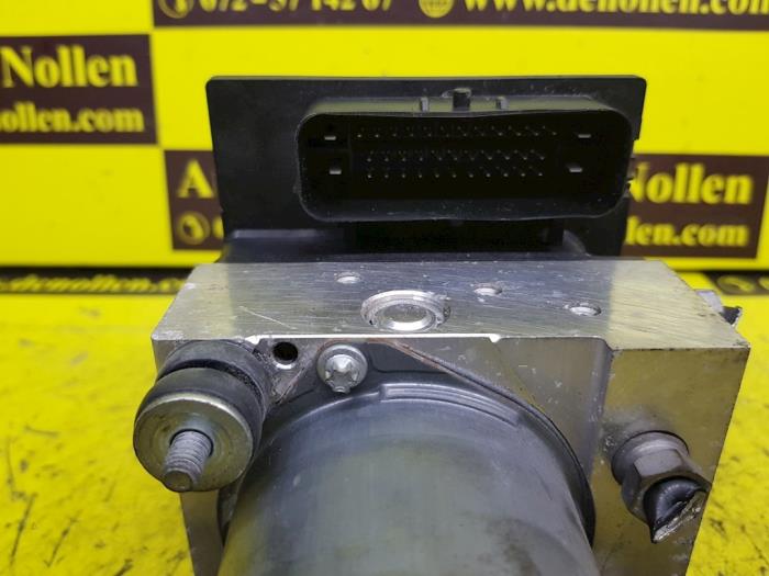 ABS pump Jaguar XF 2.7 D V6 24V - 0265235363 7G