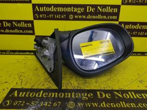 Used Wing mirror, left BMW 3 serie (E92) 318i 16V Price € 75,00 Margin scheme offered by de Nollen autorecycling