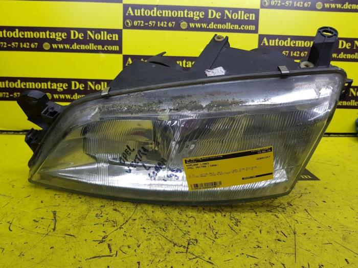 Używane Reflektor lewy Opel Vectra B (36) 1.6 16V Ecotec Cena € 27,00 Procedura marży oferowane przez autodemontage denollen