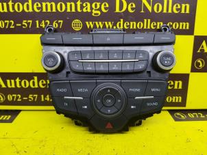 Used Radio control panel Ford C-Max (DXA) 1.0 Ti-VCT EcoBoost 12V 100 Price € 181,50 Inclusive VAT offered by de Nollen autorecycling