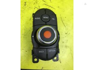 Used Command system controller Mini Mini (F56) 2.0 16V Cooper S Price € 151,25 Inclusive VAT offered by de Nollen autorecycling