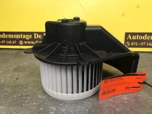 Used Heating and ventilation fan motor Renault Master IV (EV/HV/UV/VA/VB/VD/VF/VG/VJ) 2.3 dCi 135 16V FWD Price € 75,00 Margin scheme offered by de Nollen autorecycling