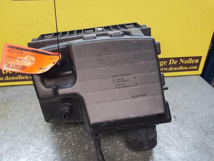 Gebrauchte Luftfiltergehäuse Renault Master III (EV/HV/UV/VA/VB/VD/VF/VG/VJ) 2.3 dCi 135 16V FWD Preis € 90,00 Margenregelung angeboten von autodemontage denollen