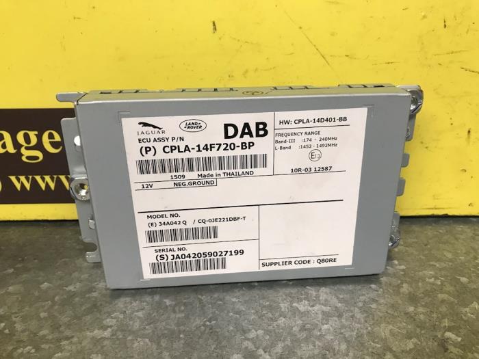 Gebrauchte Radio Modul Landrover Range Rover Evoque (LVJ/LVS) 2.0 eD 150 16V Preis € 272,25 Mit Mehrwertsteuer angeboten von autodemontage denollen