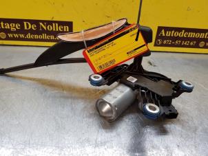 Used Rear wiper motor Mini Countryman (F60) 2.0 16V Cooper S Price € 96,79 Inclusive VAT offered by de Nollen autorecycling