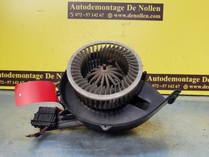 Usados Motor de ventilador de calefactor Volkswagen Polo IV (9N1/2/3) 1.2 12V Precio € 50,00 Norma de margen ofrecido por de Nollen autorecycling