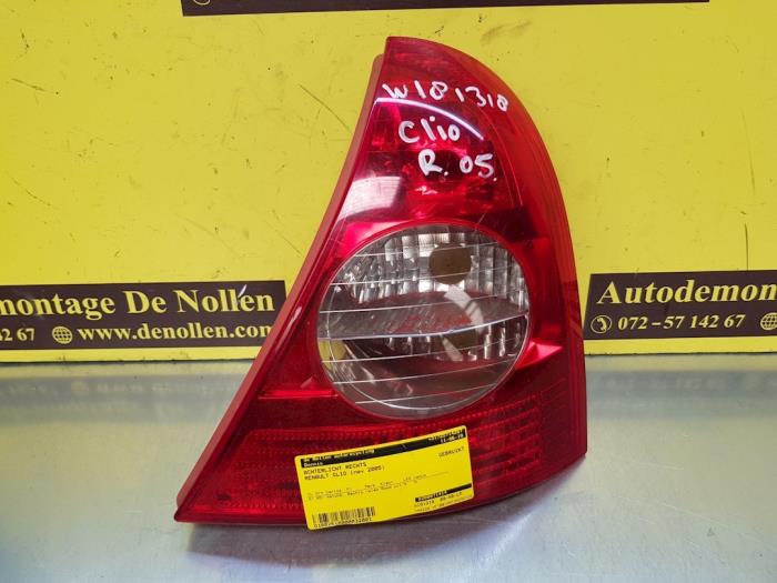 Taillight, right from a Renault Clio II (BB/CB) 1.6 16V 2005
