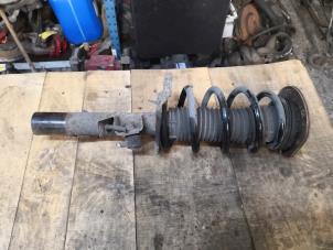 Used Front shock absorber rod, left Ford S-Max (GBW) 2.0 TDCi 16V 115 Price € 70,00 Margin scheme offered by de Nollen autorecycling