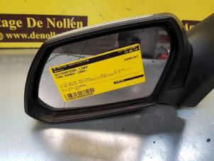 Usagé Rétroviseur gauche Ford Mondeo III Wagon 1.8 16V Prix € 30,00 Règlement à la marge proposé par de Nollen autorecycling